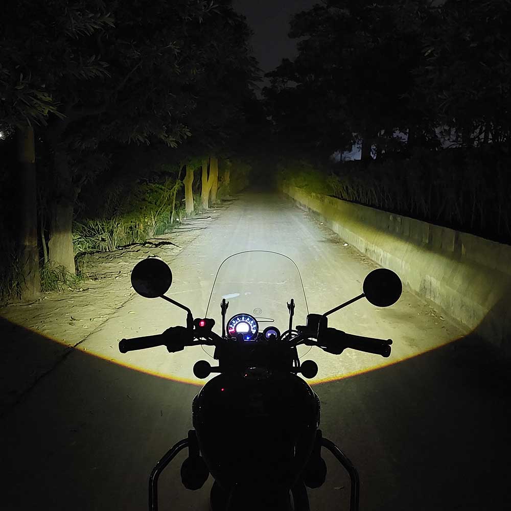 Ascension® Bullet Ring Light 7 Inch Headlight Dual Color DRL for Royal  Enfield Bike, Harley Davidson, Jeep Wrangler, Thar, Jawa (SKULL DESIGN) For  JAWA Perak : Amazon.in: Car & Motorbike
